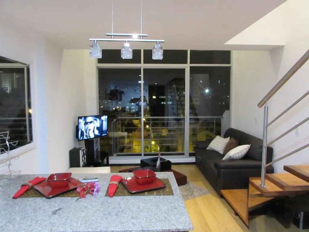 Loft Plaza Foch - Wilson Apartman Quito 0*,  Ecuador